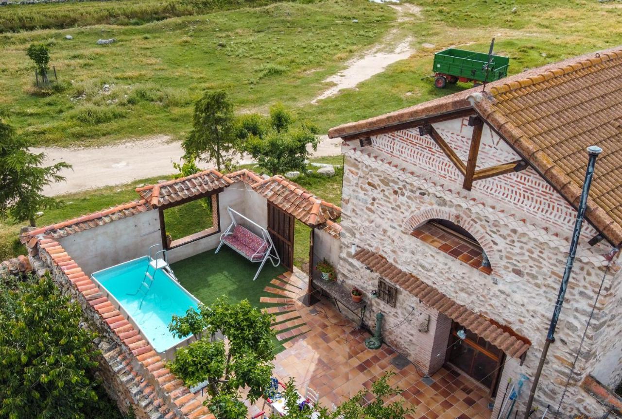 LA CASA DEL BUHO SANTA MARIA LA REAL DE NIEVA (España) - desde 190 € |  HOTELMIX